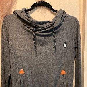 Scoop neck grey hoodie
